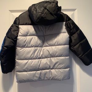 Boys brand new Nike puffer coat size 6